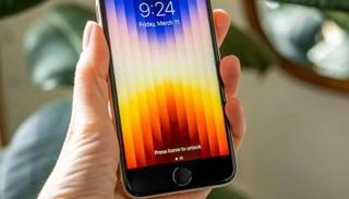 هاتف أبل iPhone SE