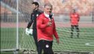 مصر ضد السنغال.. "نصف الفريق" يضع كيروش في ورطة