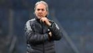 رابح ماجر يثير الجدل.. هل يتخلى نجله عن تمثيل منتخب الجزائر؟