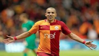 سفيان فيغولي لاعب جالطة سراي