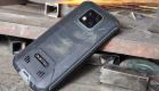 هاتف جديد للاستخدامات الشاقة بسعر مفاجأة.. مواصفات أوكيتل WP18