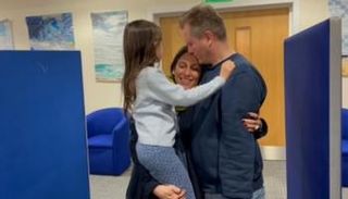 لم شمل عائلة راتكليف - ديلي ميل