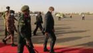 البرهان في أوغندا.. العلاقات الثنائية وتحديات سلام جنوب السودان