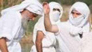 عيد المندائيين.. العراق يحتفي بـ"الخليقة" وينتظر الرئيس