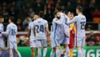 موعد مباراة برشلونة وآينتراخت فرانكفورت في الدوري الأوروبي