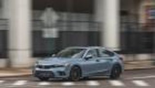 مقارنة مثيرة.. كيا "نيرو" وهوندا "سيفيك" وهيونداي Veloster N وجها لوجه