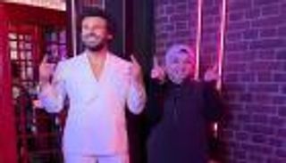 بالصور.. شقيقة محمد صلاح تخطف الأنظار من أشهر متاحف العالم