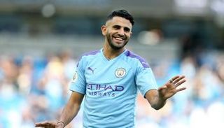 رياض محرز لاعب مانشستر سيتي الإنجليزي