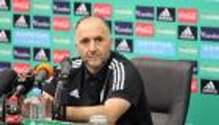 بسبب محرز وبلايلي.. بلماضي يُثير قلق جماهير منتخب الجزائر