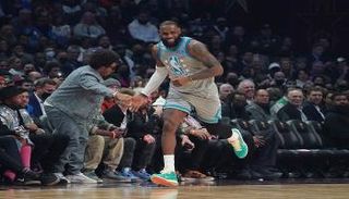 ليبرون جيمس 