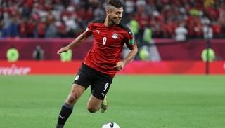 محمد شريف مهاجم الأهلي المصري