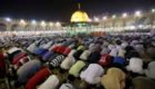 ضوابط صلاة التراويح بالمساجد في شهر رمضان.. "لا تتجاوز نصف ساعة"