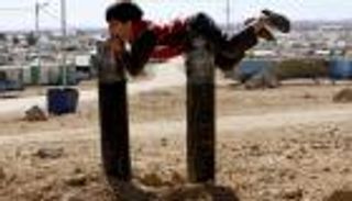 "كباتن الزعتري" يقدم ويجز بشكل مختلف.. ما حكاية الفيلم؟