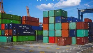 حرب روسيا على أوكرانيا أضرت كثيرا بسلاسل الإمداد