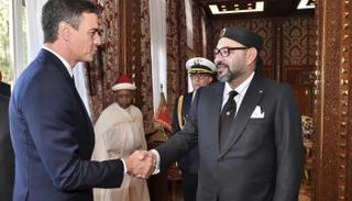 الملك محمد السادس يصافح بيدرو سانشيز - أرشيفية