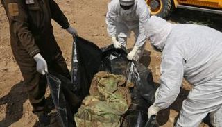 السلطات العراقية تفحص موقع المقبرة