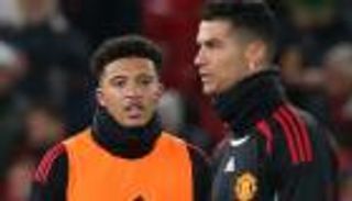 أموال بلا مقابل.. قائمة الأعلى أجرا تحرج رونالدو ونجوم مانشستر يونايتد