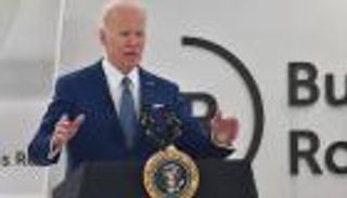 بايدن: روسيا قد تشن هجمات سيبرانية على الولايات المتحدة