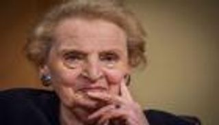 مادلين أولبرايت.. رحيل أول وزيرة خارجية في أمريكا