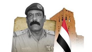 اللواء الركن ثابت جواس بجانب رئيس المجلس الانتقالي الجنوبي