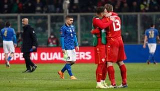 من فوز مقدونيا على إيطاليا