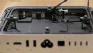 نظرة على جهاز أبل "ماك ستوديو".. أسرار سعة التخزين (فيديو)