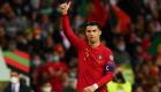 تصفيات كأس العالم 2022.. "أحلام الطفولة" تهدد تأهل البرتغال للمونديال