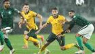 كيف تشاهد البث المباشر لمباراة السعودية وأستراليا في تصفيات كأس العالم؟