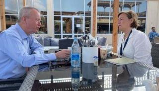 السفير الأمريكي في مقديشو ومديرة البنك الدولي في الصومال 