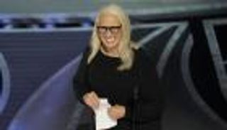 أوسكار 2022.. جين كامبيون تهزم الرجال وتقتنص أوسكار أفضل مخرجة