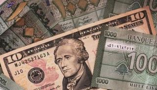 أسعار الدولار تتراجع أمام الليرة اللبنانية على نحو طفيف