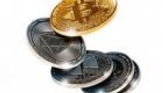 أسعار العملات الرقمية.. بيتكوين تواصل الصعود: فوق 47 ألف دولار