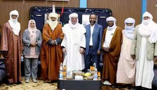 نائب رئيس الحكومة الليبية مع أعيان مدينة مرزق