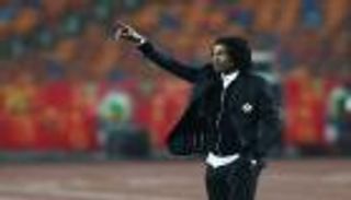 مدرب الكاميرون يجيب.. كيف خطف بطاقة المونديال من الجزائر؟