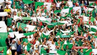 جماهير منتخب الجزائر