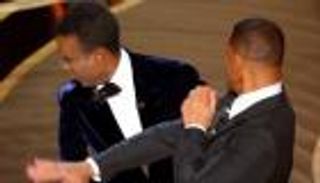 صفعة الأوسكار.. كريس روك يعلق لأول مرة وعقوبة سميث 18 أبريل