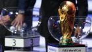 قرعة كأس العالم.. أسطورة الجزائر على رأس 8 نجوم يشاركون في الحفل