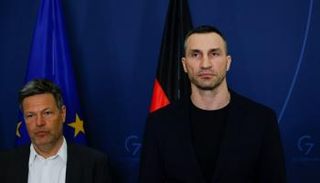 عمدة كييف ووزير الاقتصاد الألماني