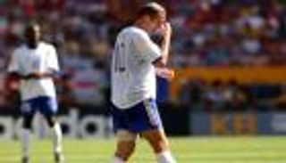 قرعة كأس العالم 2022.. 5 مشاهد تعيد منتخب فرنسا لشبح مونديال 2002