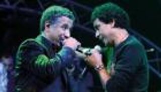 محمد منير والشاب خالد يجتمعان لأول مرة.. والسبب "فعل الخير"