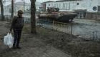 مسؤول أوكراني بارز: القوات الروسية تنسحب بسرعة من شمال البلاد