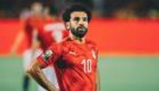 تفسير جديد.. لماذا لوح محمد صلاح بالاعتزال الدولي؟