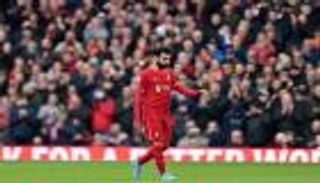 بعد نكسة منتخب مصر.. لماذا تنازل محمد صلاح لتجديد عقده مع ليفربول؟