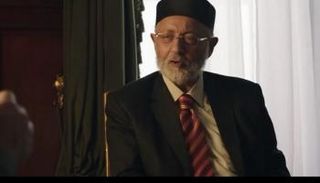 الممثل عبد العزيز مخيون