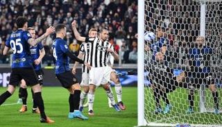 من مباراة يوفنتوس وإنتر ميلان في الدوري الإيطالي