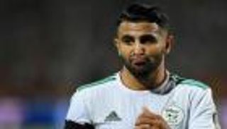 بينها جاساما.. 3 أسباب وراء غضب جماهير الجزائر من رياض محرز