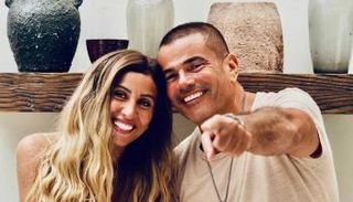 دينا الشربيني مع عمرو دياب