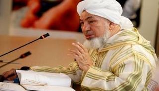 الشيخ عبدالله بن بيه رئيس مجلس الإمارات للإفتاء الشرعي