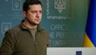 ظهور مفاجئ لرئيس أوكرانيا في حفل جوائز جرامي