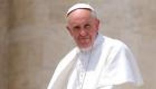 لإسكات السلاح بأوكرانيا.. بابا الفاتيكان "جاهز" لزيارة كييف